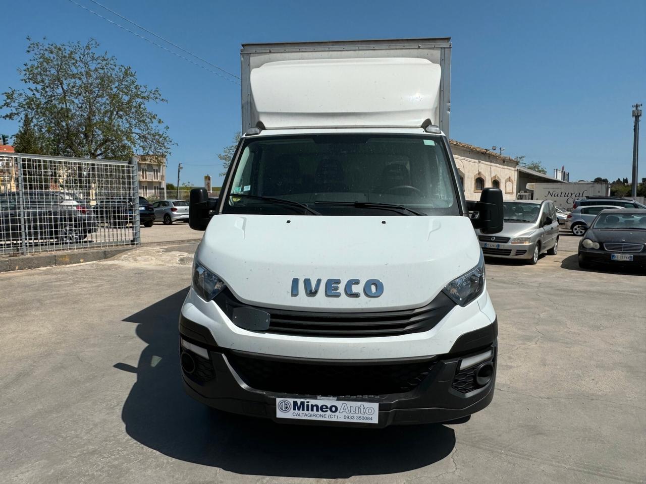 Iveco Daily 35C14 FURGONE CASSA E SPONDA IDRAULICA ANNO 2019