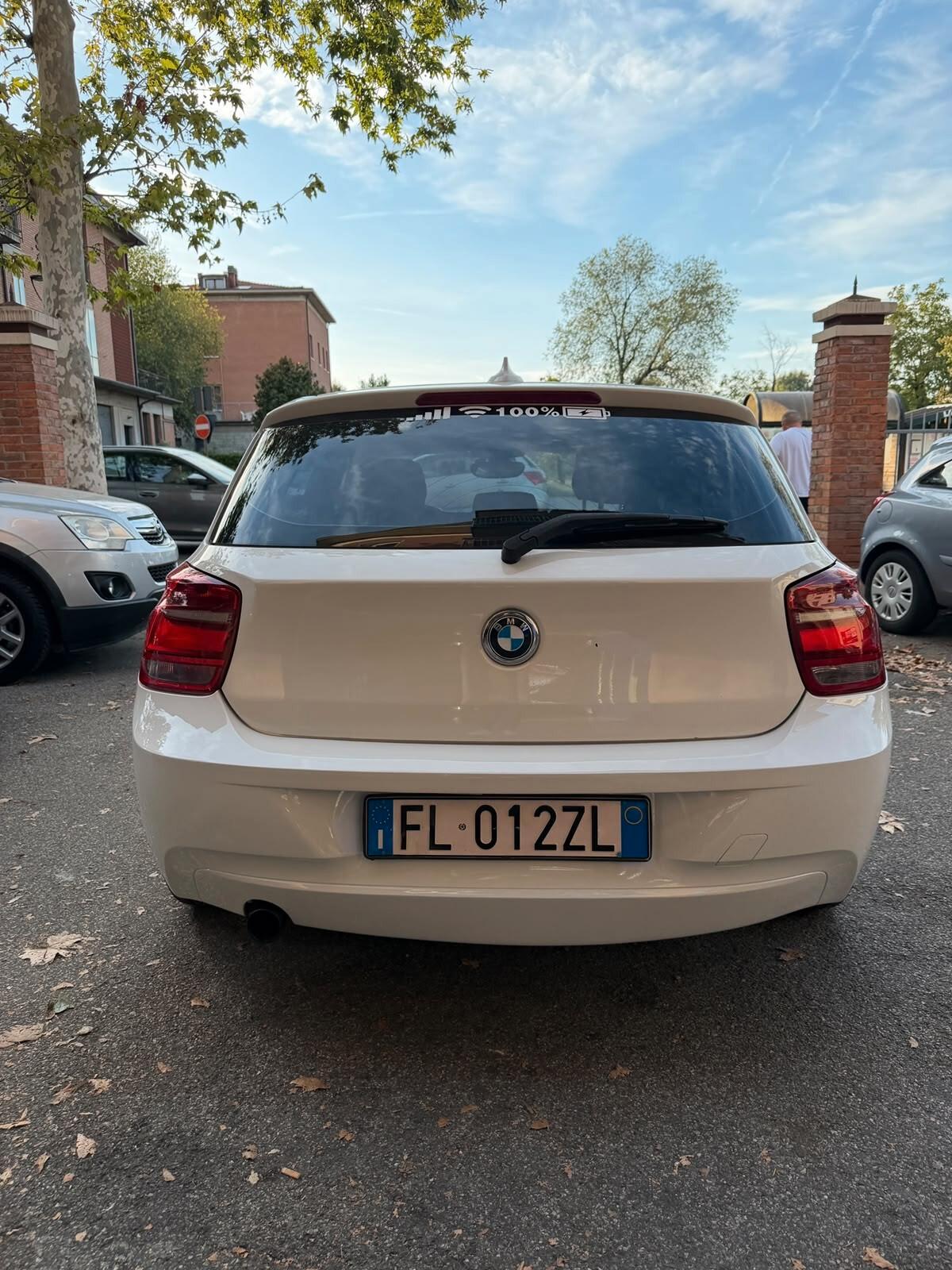 Bmw 116 116d 5p. Efficient Dynamics Urban