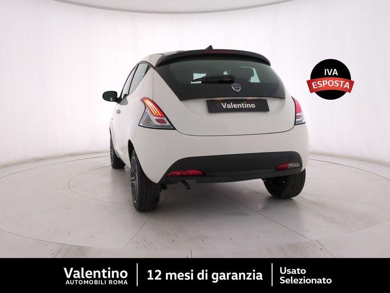Lancia Ypsilon 1.0 FireFly 5 porte S&S Hybrid Silver Plus