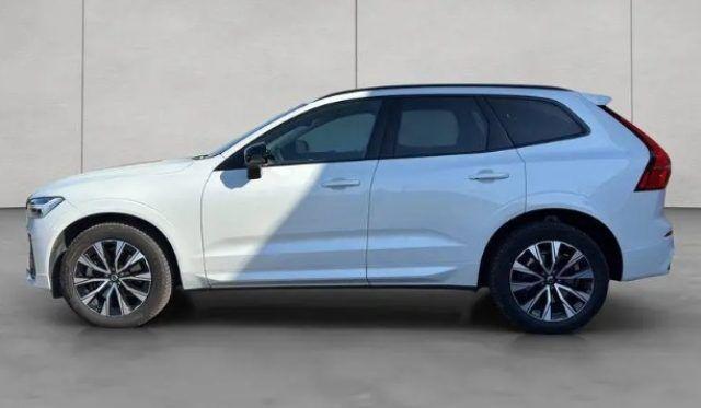 VOLVO XC60 B4 (d) AWD automatico Plus Dark N1Autocarro
