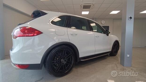 PORSCHE Cayenne 3.0 DIESEL