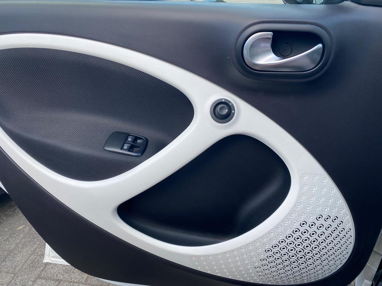 Smart ForFour 70 1.0 Passion