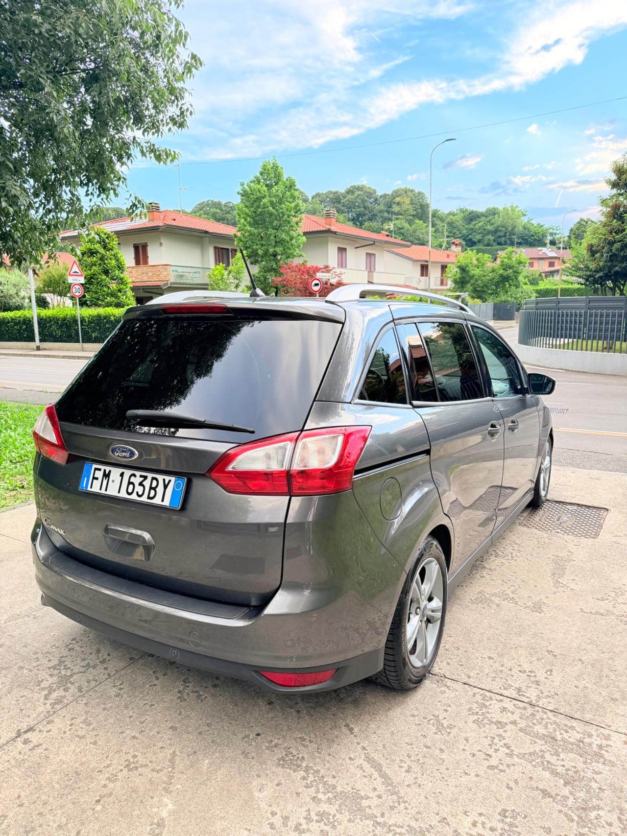 Ford C-Max C-Max7 2.0 7 Posti