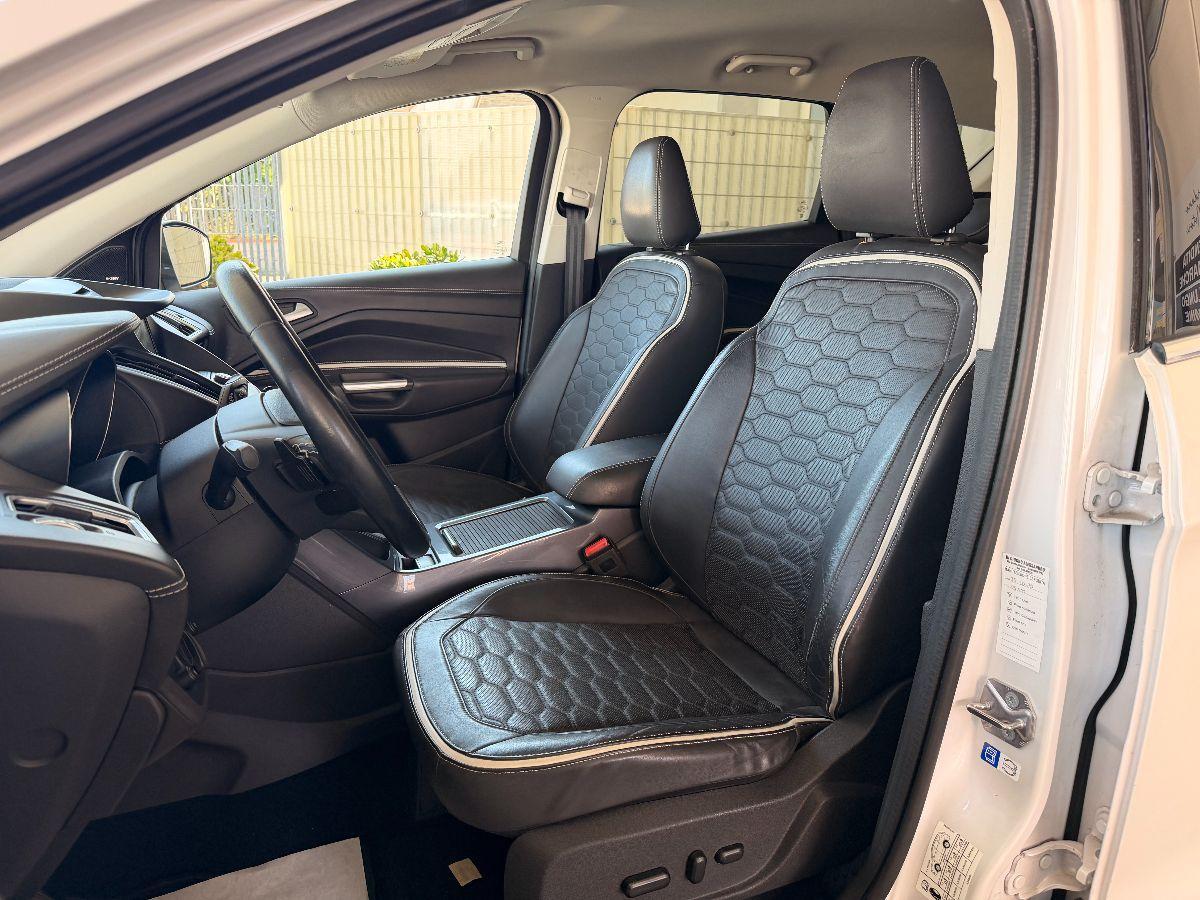 FORD - Kuga 2.0 tdci Vignale s&s awd 150cv powershift SPETTACOLARE