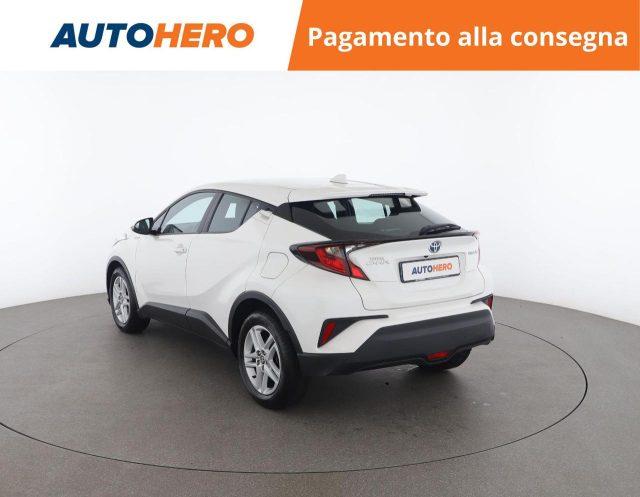 TOYOTA C-HR 1.8 Hybrid E-CVT Business