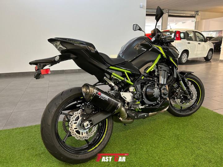 Kawasaki Z 900 Z 900 con scarico Akrapovic