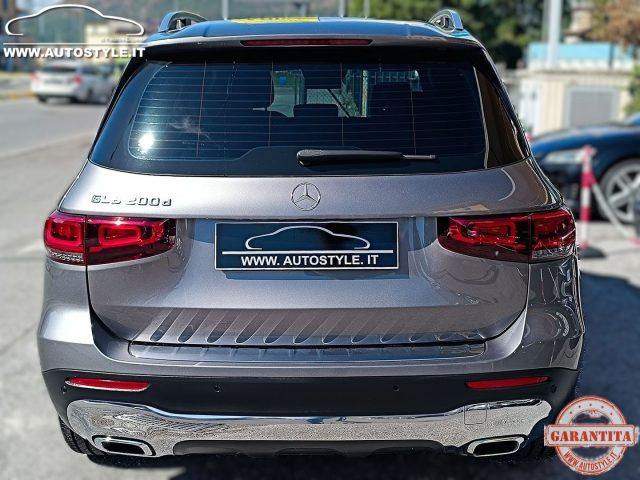 MERCEDES-BENZ GLB 200 d Automatic Sport