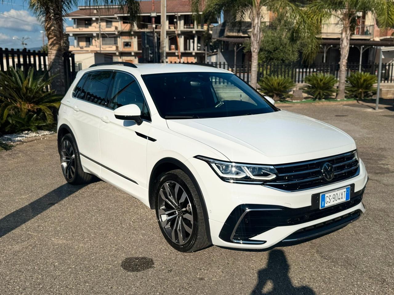 Volkswagen Tiguan R line 2.0 TDI 200 CV SCR DSG 4MOTION R-Line