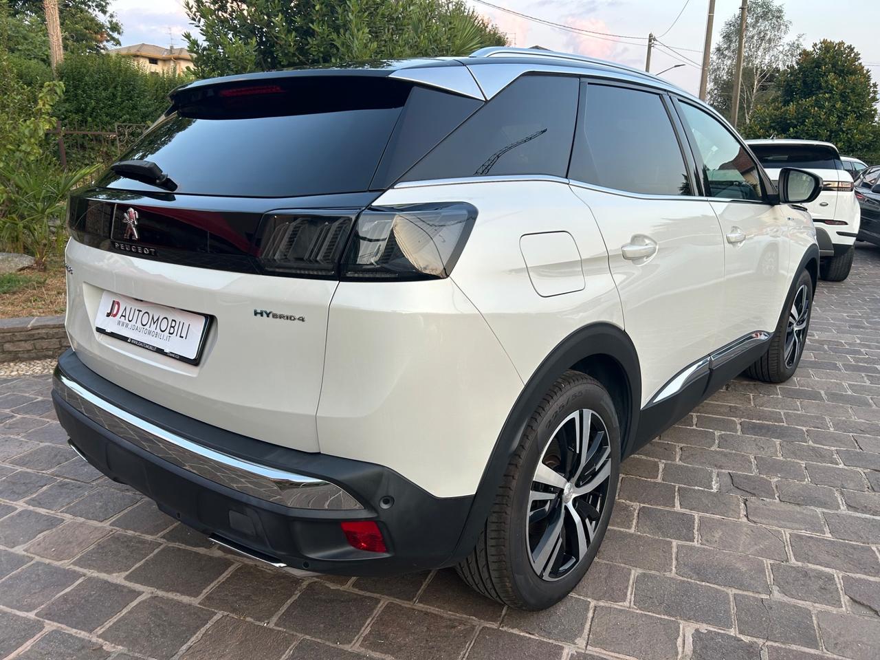Peugeot 3008 Hybrid4 300 e-EAT8 GT