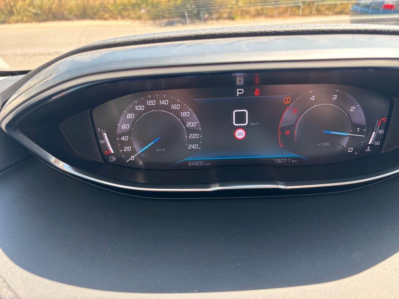 Peugeot 3008 BlueHDi 130 S&S Allure anno 2022 cambio automatico 1.5 diesdel km 64.000 per info 3279411053
