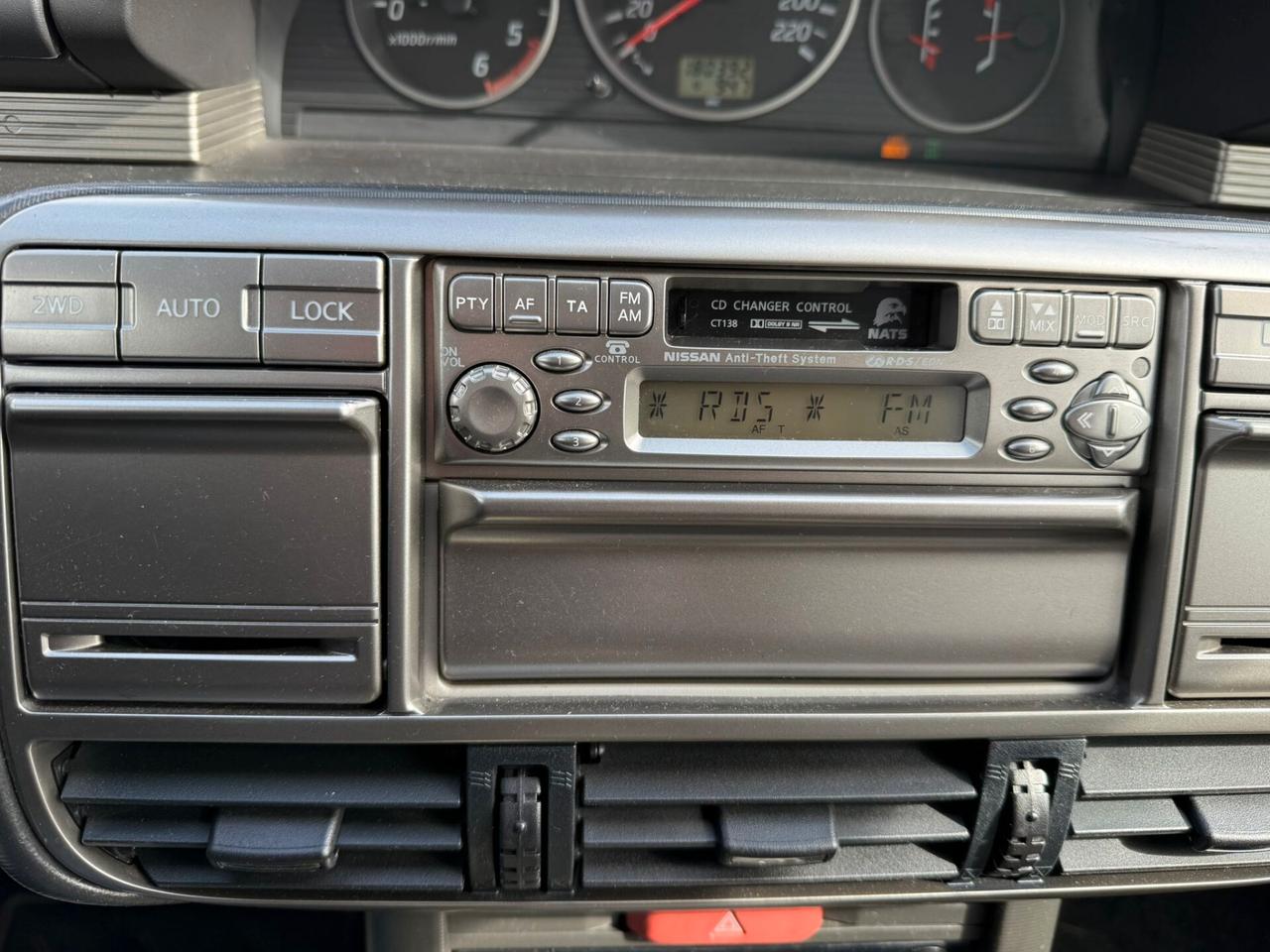 Nissan X-Trail 2.2 DCI 4WD UNICO-PROPR