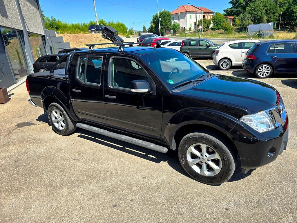 Nissan Navara 2.5 dCi 190CV "LE"