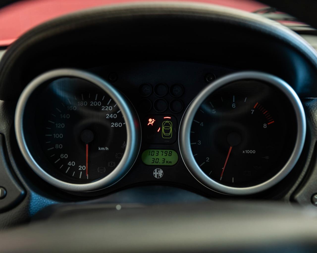 Alfa Romeo 2.0 Twin Spark 150 CV – Basso chilometraggio - Rosso Alfa