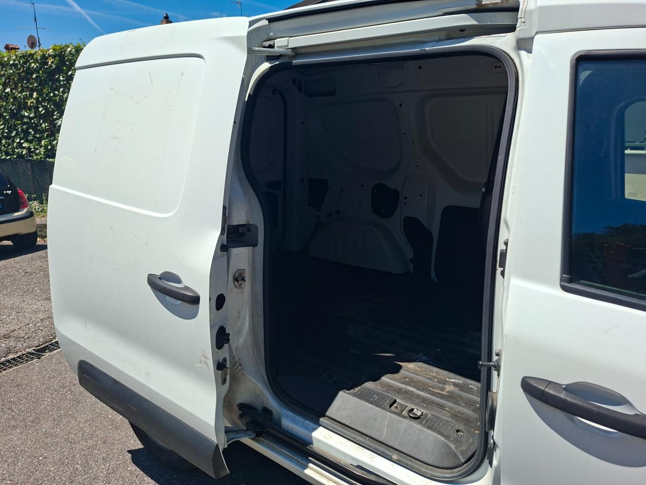 Renault Kangoo 1.5 DCI /EURO 6 / 2022