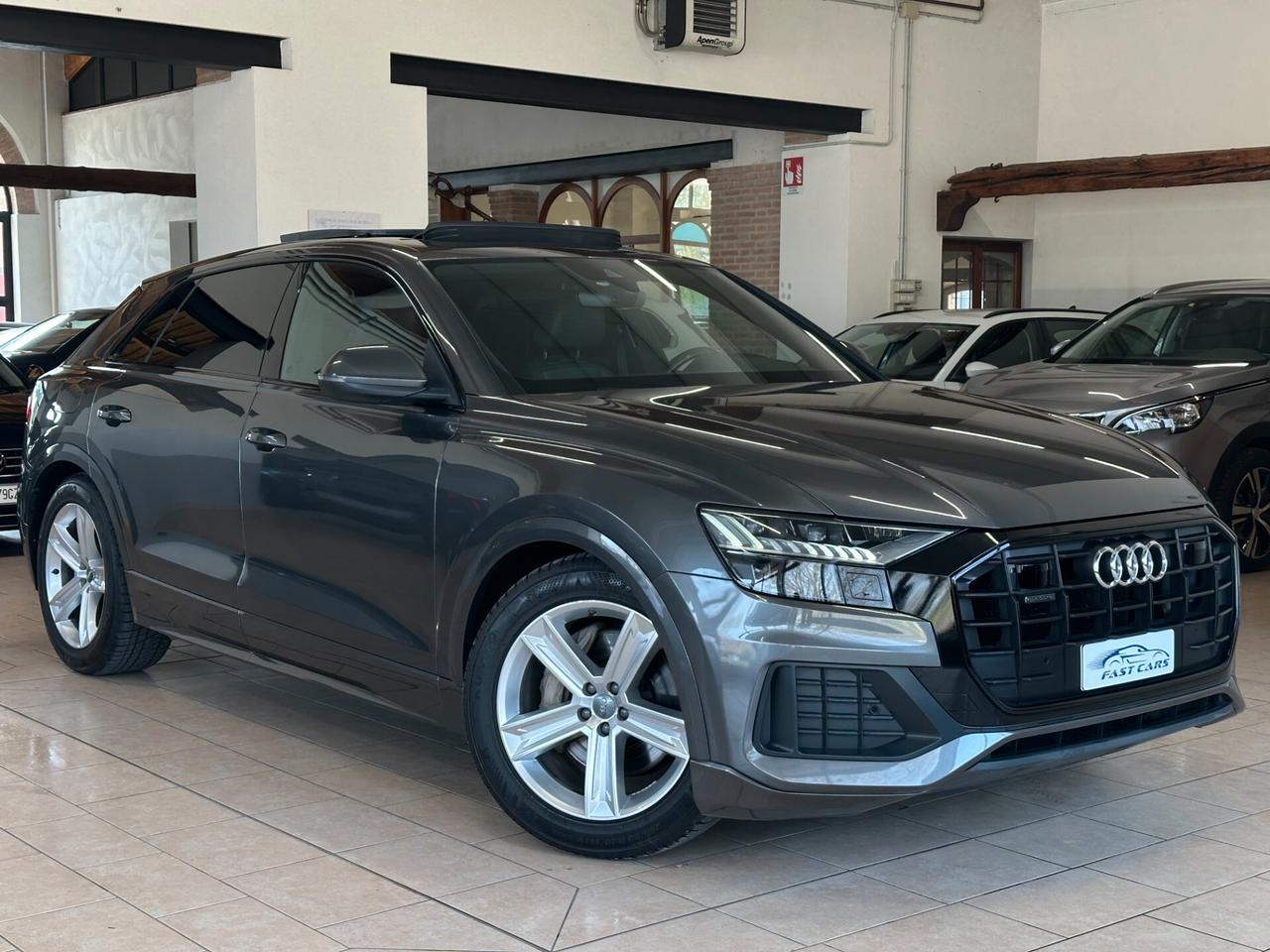 AUDI Q8 50TDI QUATTRO *TETTO*MATRIX*B&O*RADAR*PACKLUCI*CARPLAY