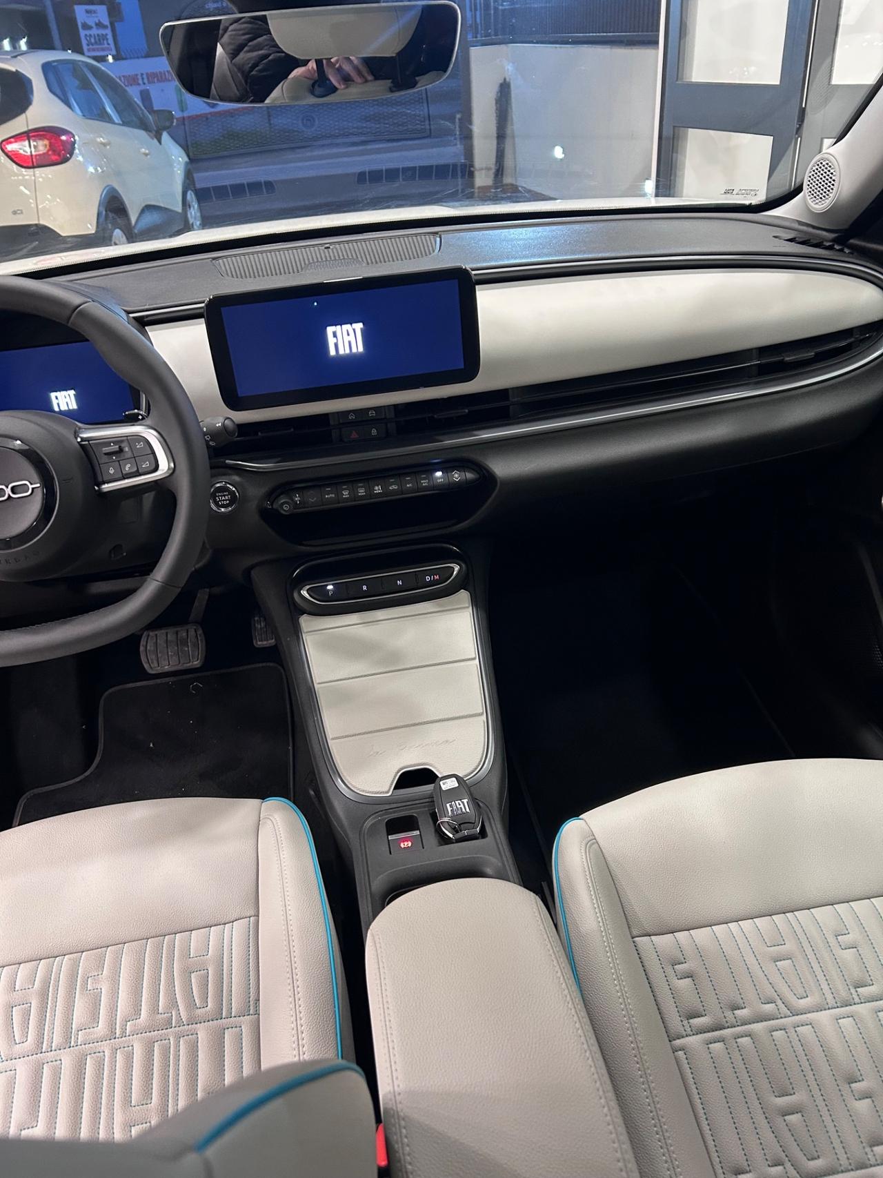 Fiat 600 Hybrid 110 CV DCT MHEV La Prima