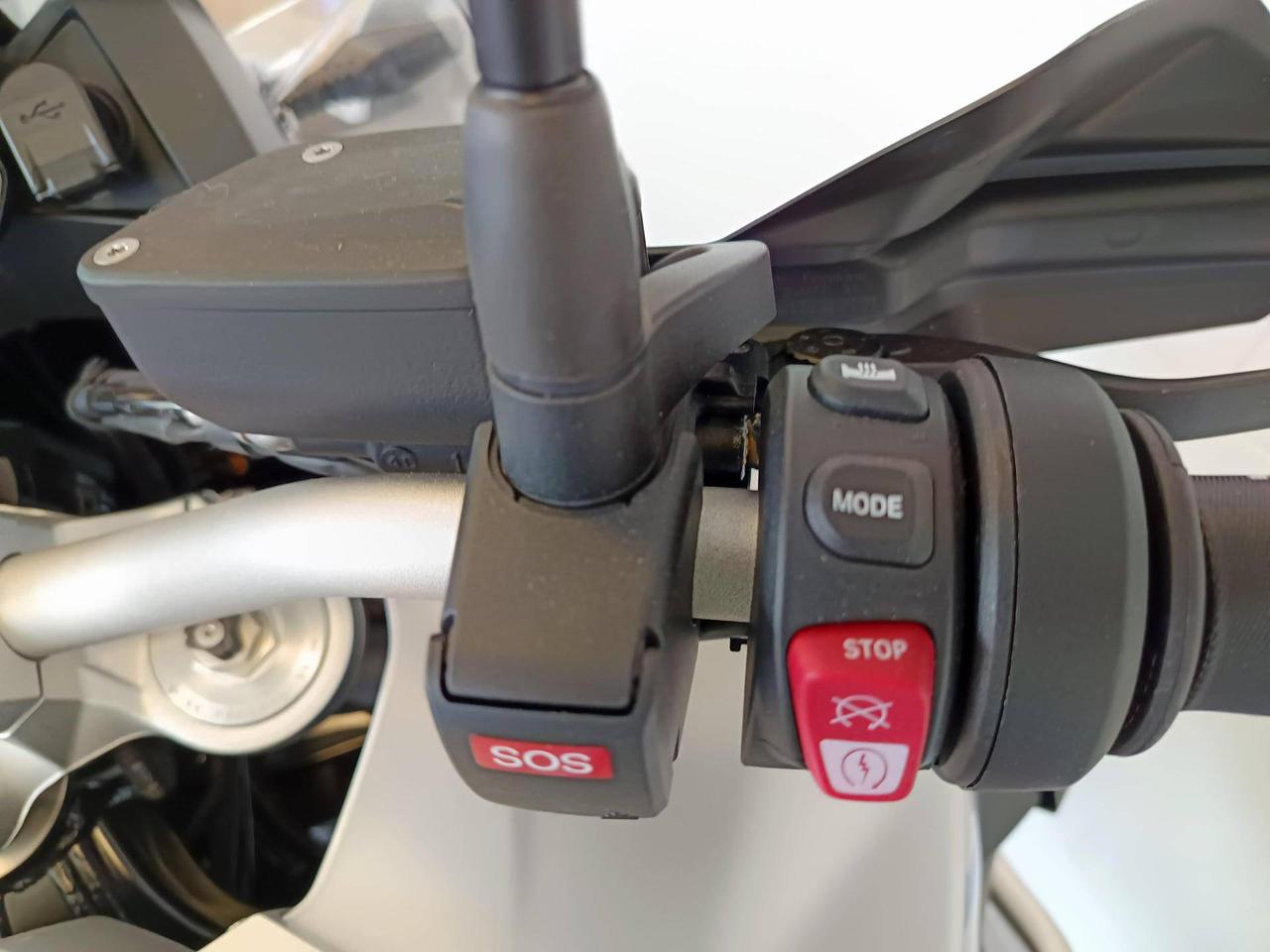 BMW F 900 GS Adventure Ride Pro