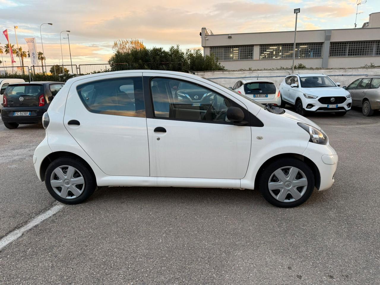 Toyota Aygo 1.0 12V VVT-i 5 porte Now