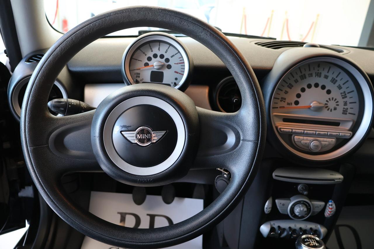 Mini 1.4 16V One ok neopatentati