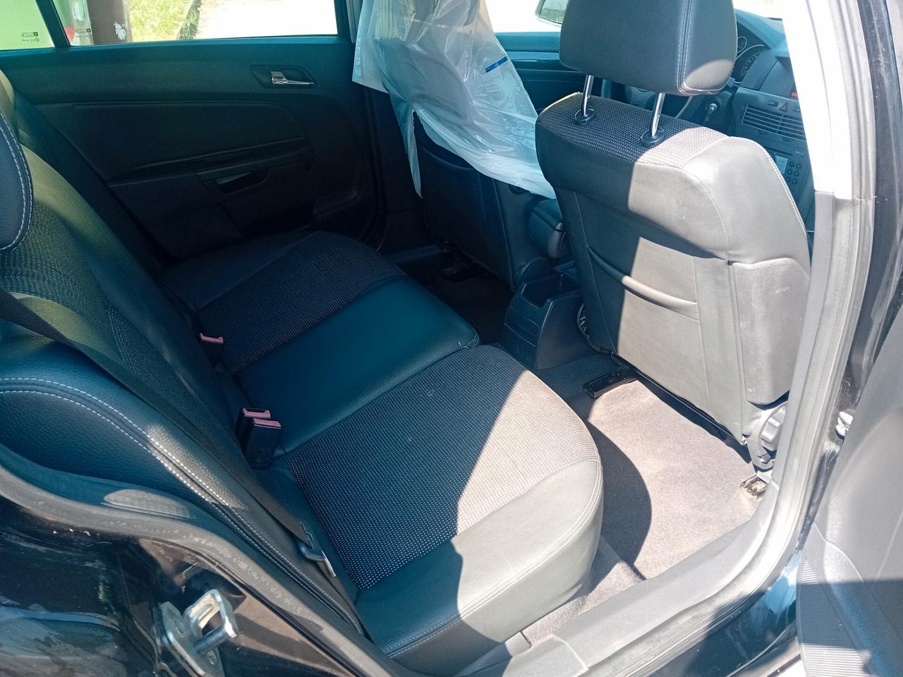 Opel Astra 1.9 CDTI 120CV Station Wagon Enjoy