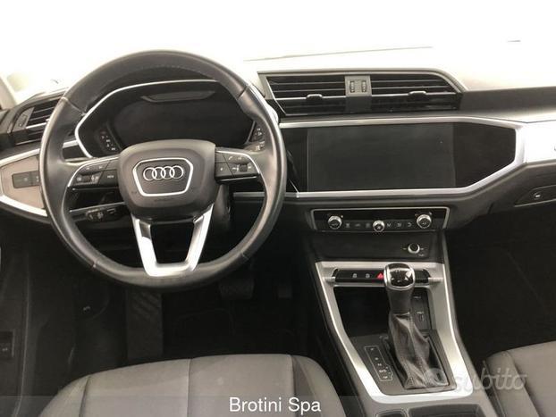 Audi Q3 40 TDI quattro S tronic Business Advanced