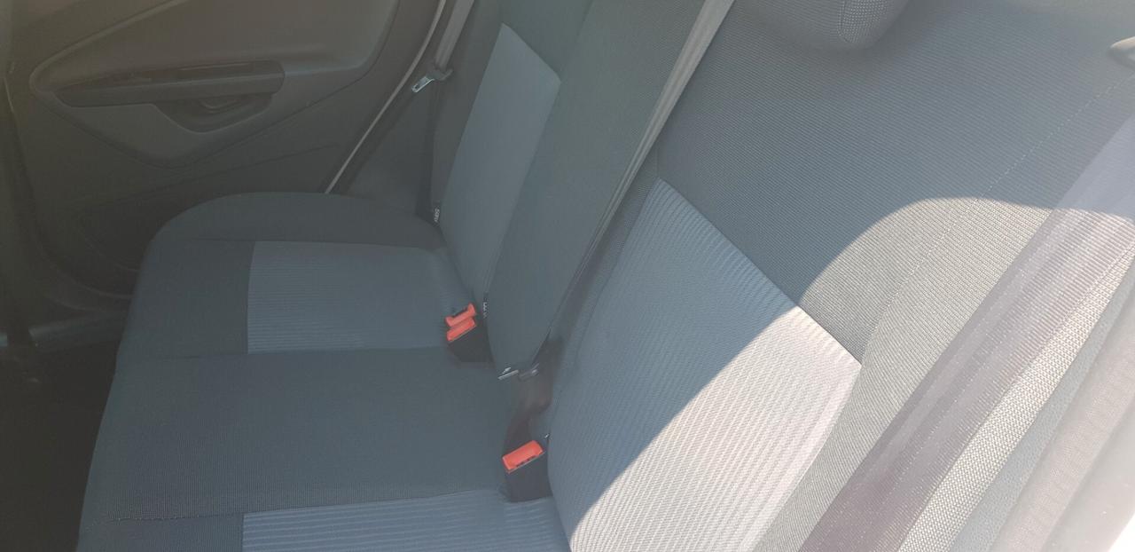 Ford Fiesta 1.4 TDCi 70CV 5 porte Titanium UNICO PROPRIETARIO