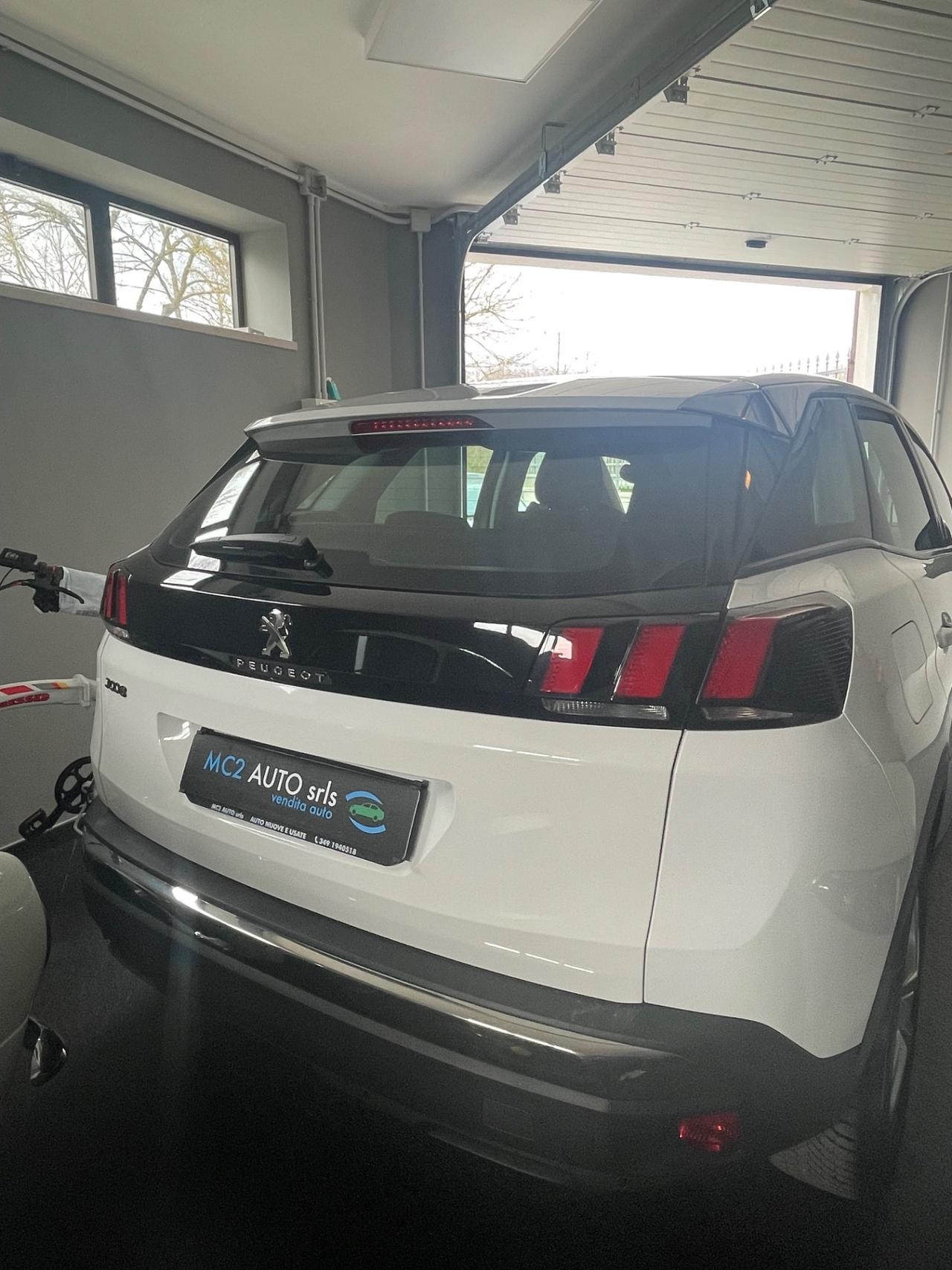 Peugeot 3008 BlueHDi 130 S&S Business