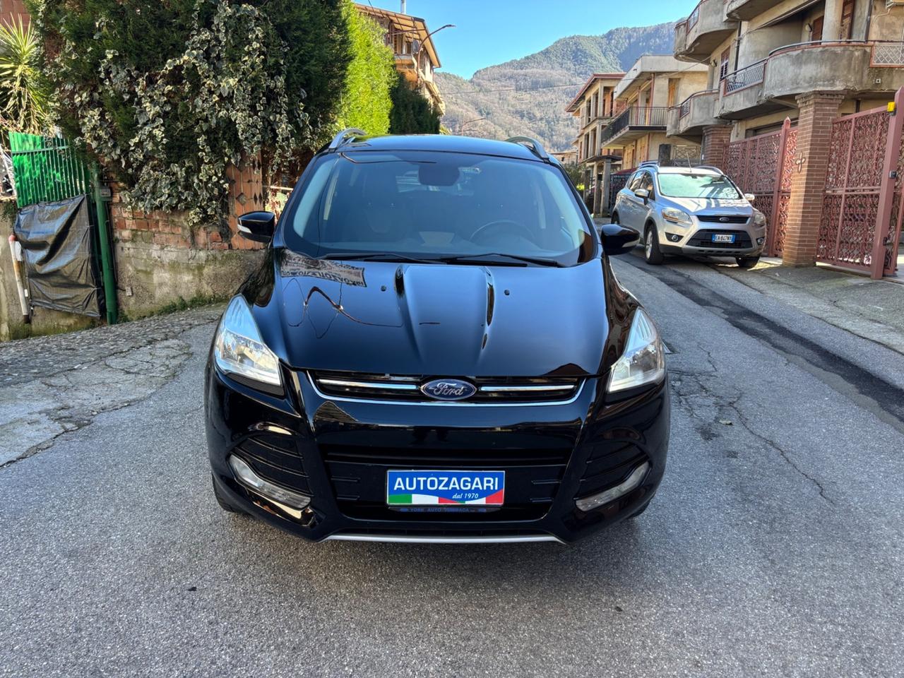 Ford Kuga 2.0 TDCI 150 CV S&S 4WD Titanium