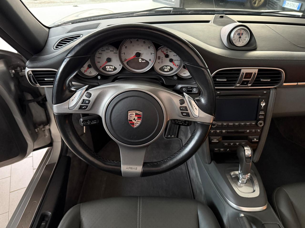 Porsche 997.2 Carrera 4S Cabriolet