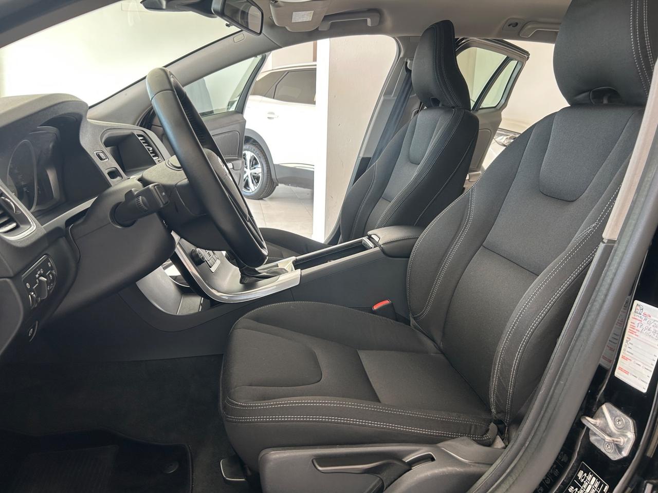 Volvo V60 2.0 D2 88Kw 2016 EURO6 AUT.