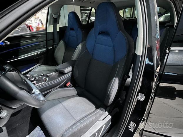 Lynk&co 01 PHEV