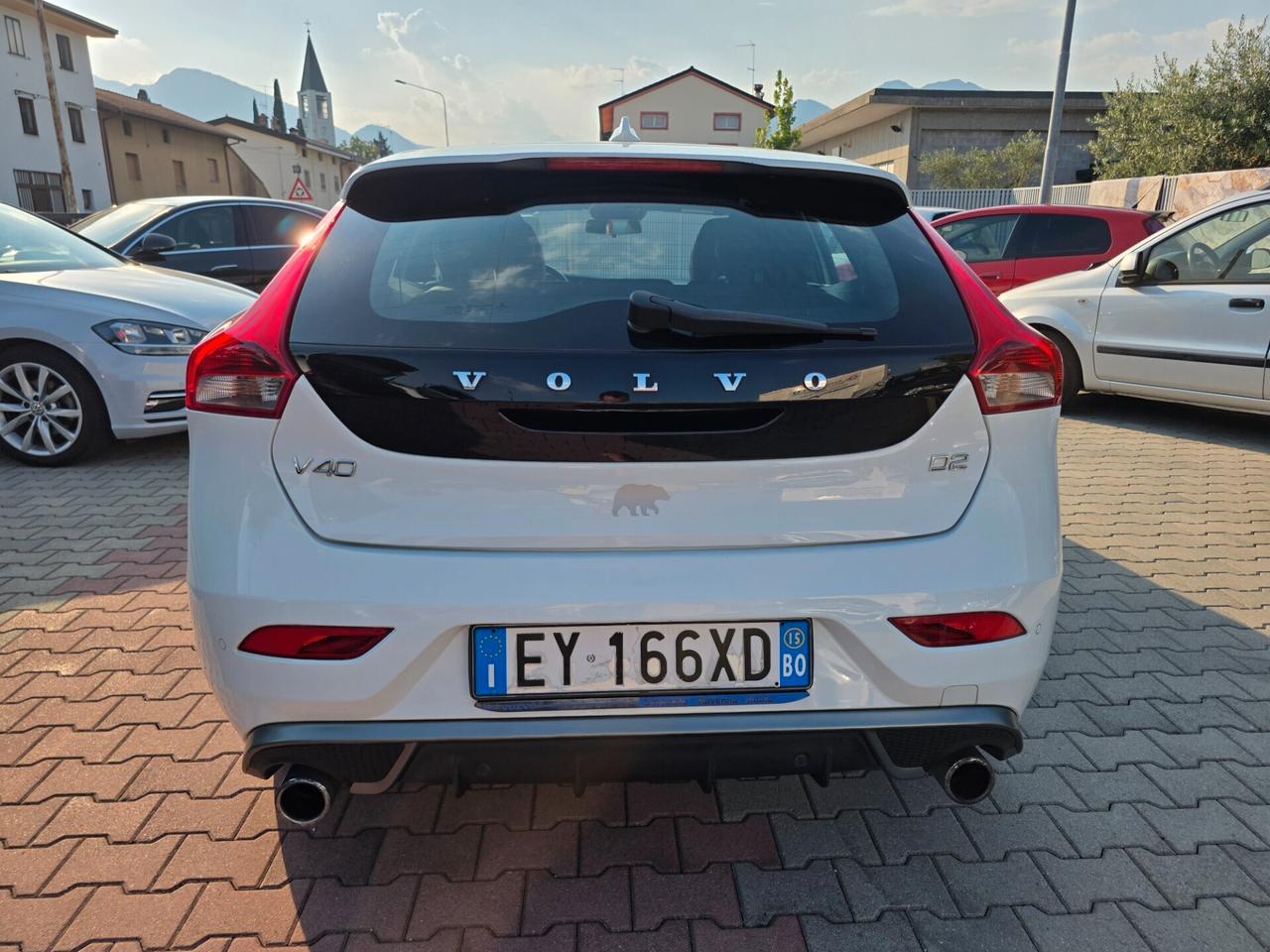 Volvo V40 D2 1.6 R-design perfetta e garantita 12M