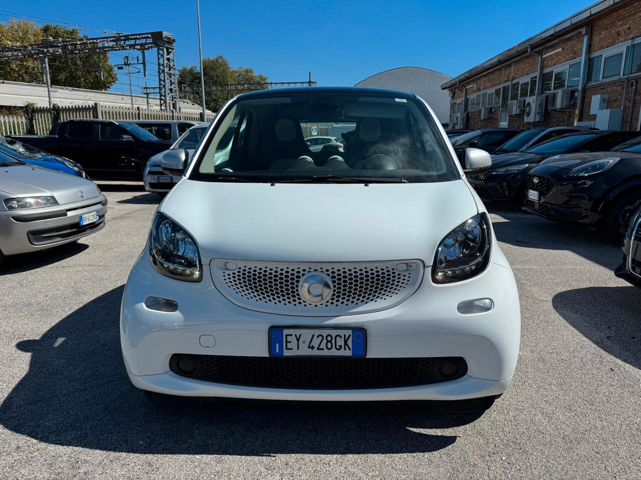 Smart ForTwo 1000 52 kW MHD coupé pure