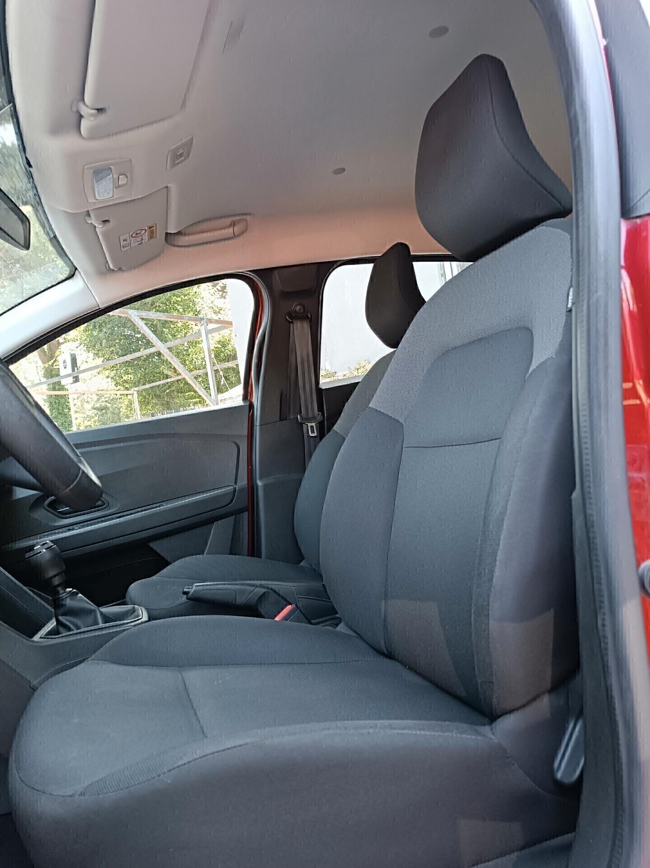 Dacia Sandero 1.0 - 60000 km Anno-2022