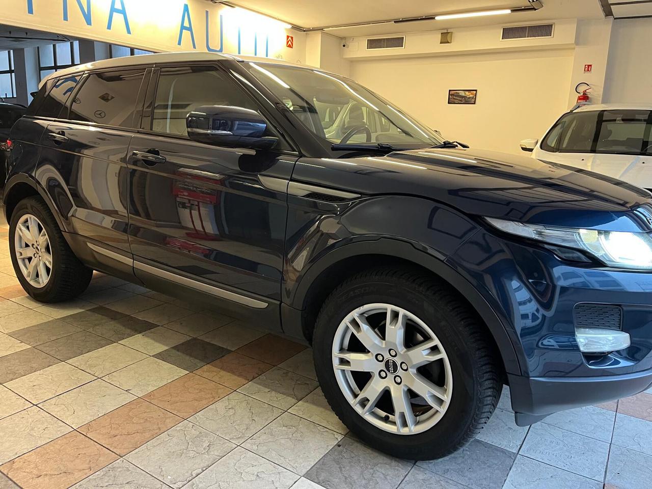 Land Rover Range Rover Evoque Range Rover Evoque 2.2 TD4 5p. Dynamic