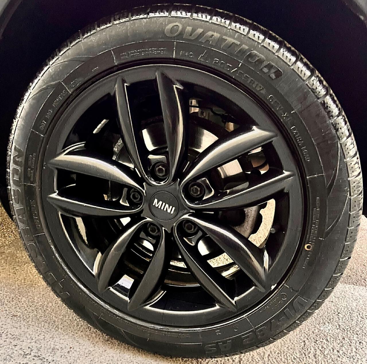 Mini Cooper D Countryman 1.6 ,cerchi in lega ,clima,ecc.