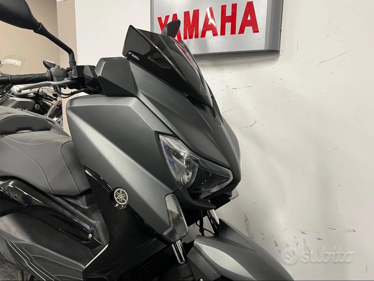 Yamaha X-Max 250