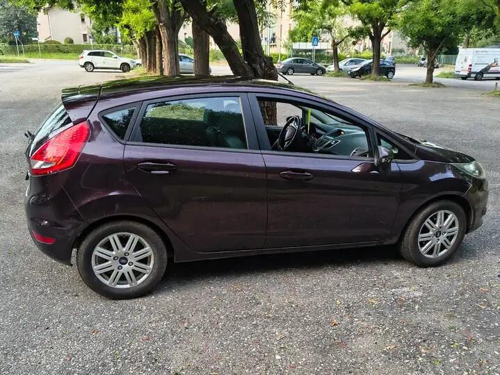 Ford Fiesta 1.4 5 porte Bz.- GPL Titanium