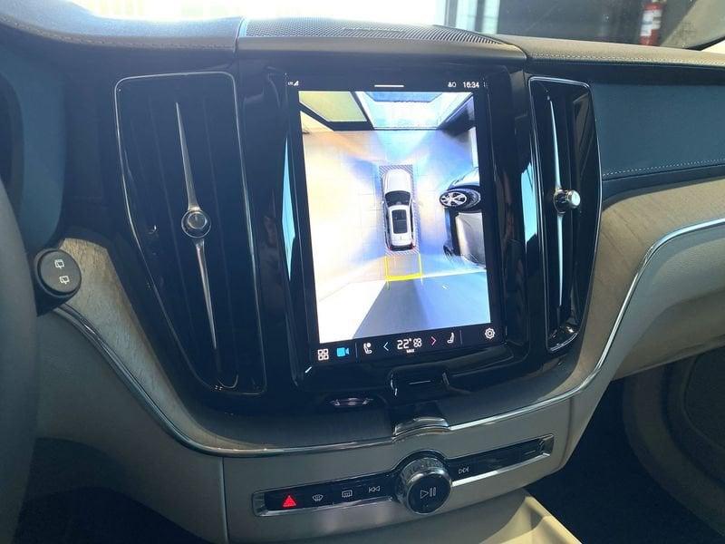 Volvo XC60 Recharge T6 253+145 CV AWD Plug-in Hybrid Automatica Recharge Ultra Dark