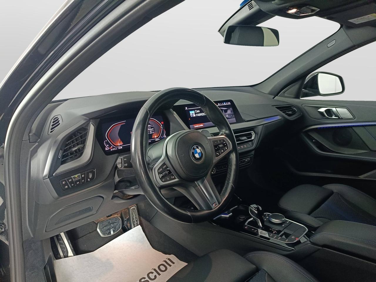 BMW Serie 1 F40 - 118d Msport auto