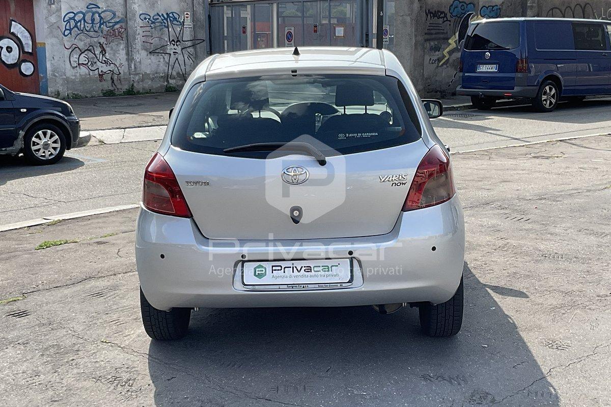 TOYOTA Yaris 1.0 5 porte