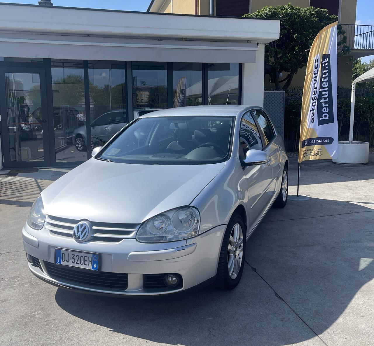 Volkswagen Golf 5p 1.900 TDI