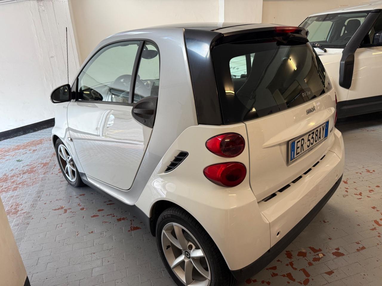 Smart ForTwo 1000 52 kW MHD coupé pulse