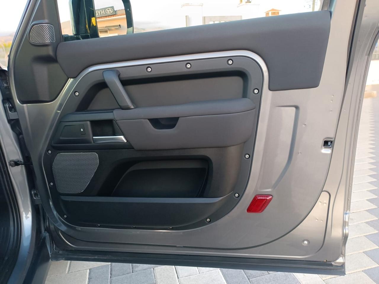 Land Rover Defender 90 3.0D I6 200 CV AWD Auto