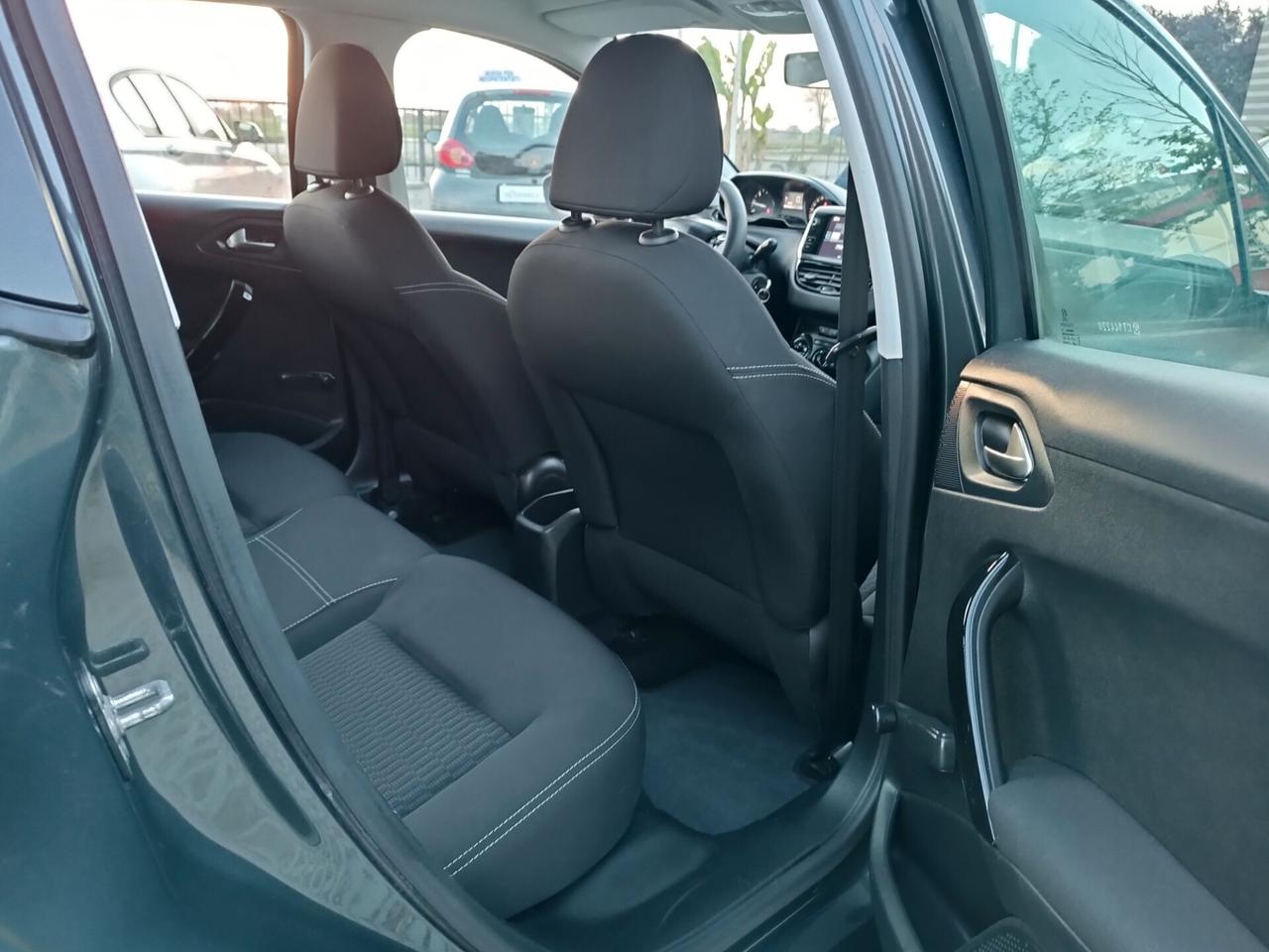 Peugeot 208 BlueHDi 75 S&S 5 porte Active