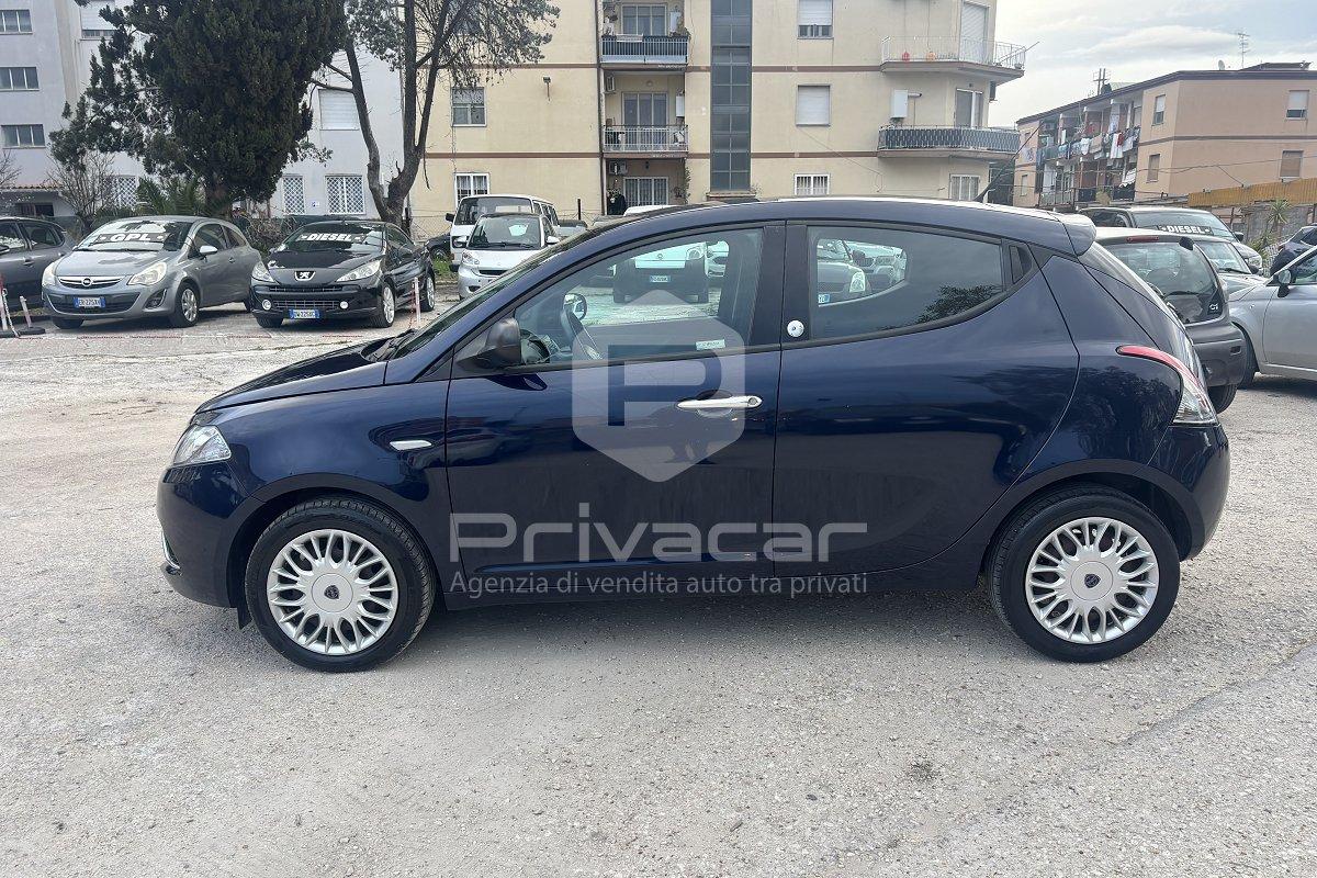 LANCIA Ypsilon 1.2 69 CV 5 porte GPL Ecochic Gold