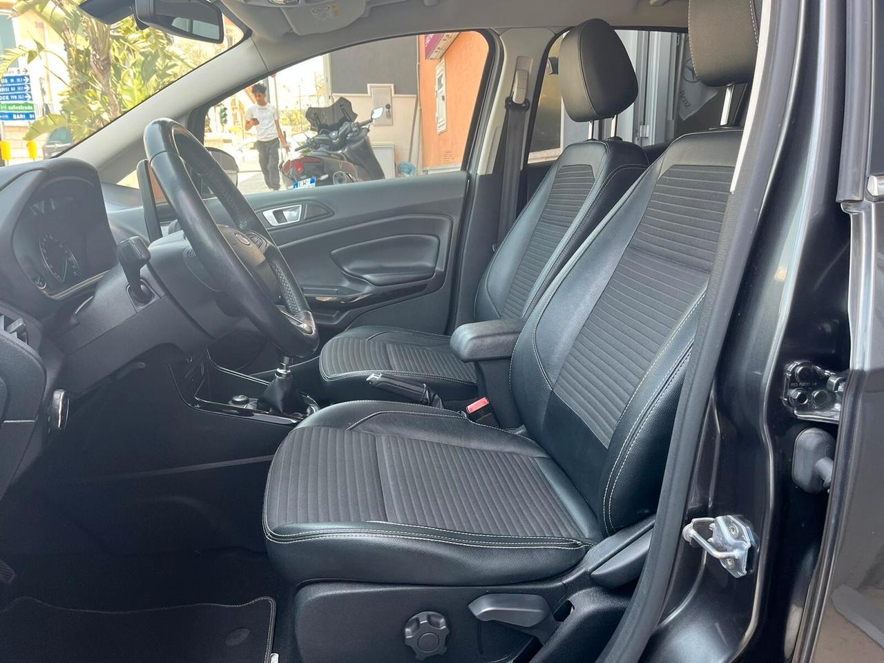 Ford EcoSport 1.5 TDCi 100 CV Titanium
