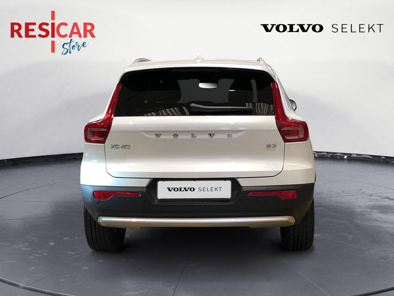 VOLVO XC40 2.0 b3 Core auto
