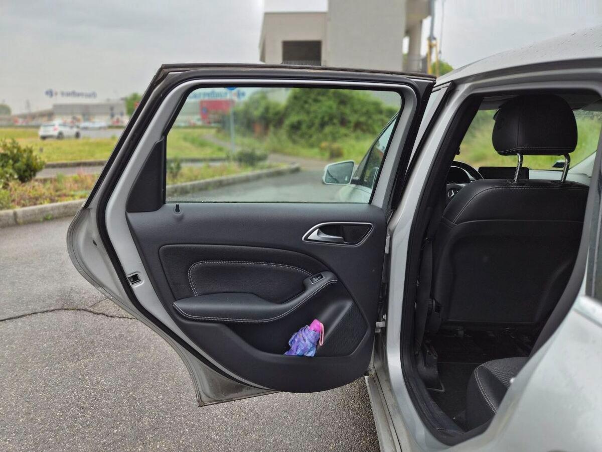 Mercedes Classe B 180 d Premium Next auto