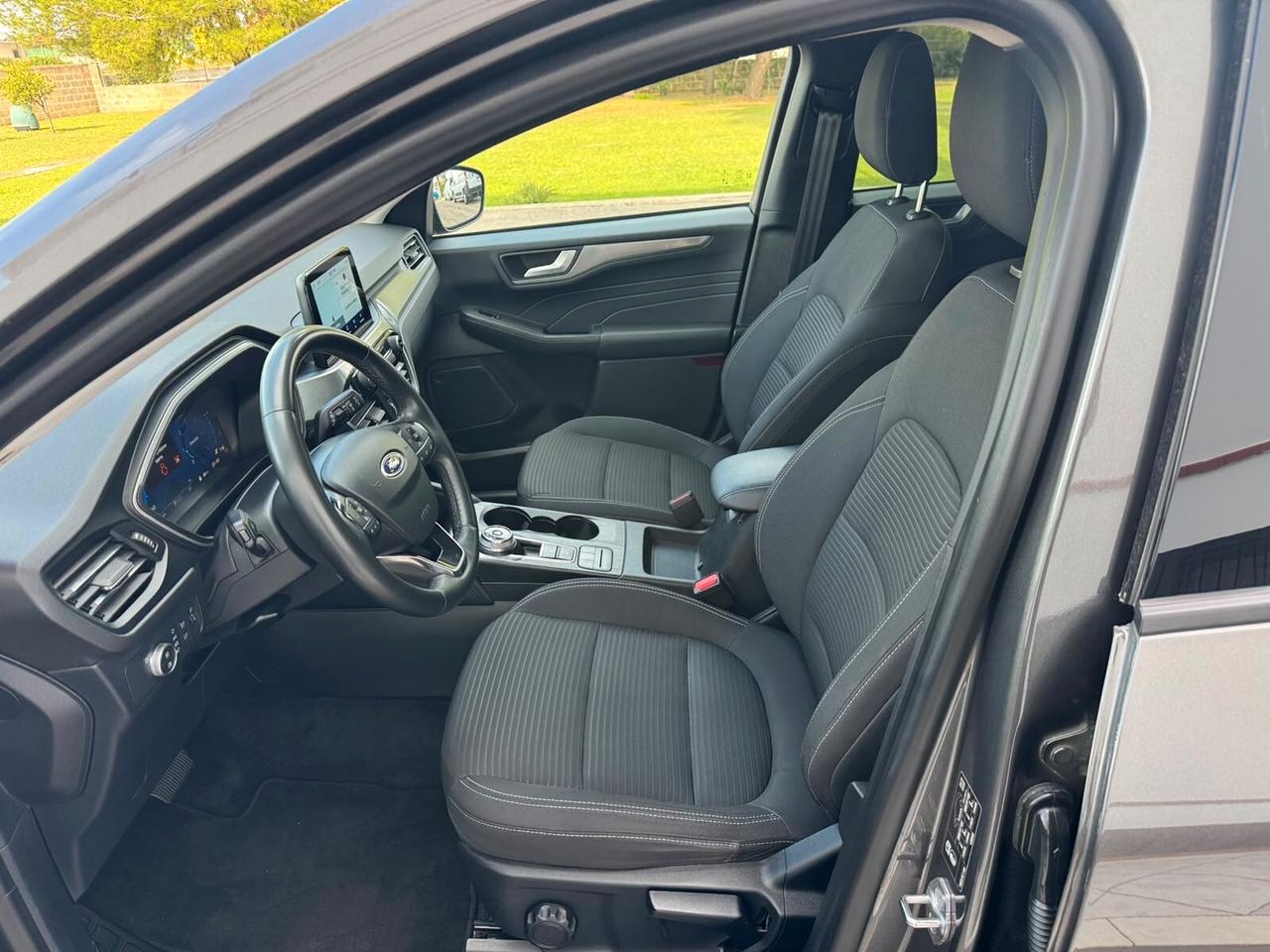 Ford Kuga 1.5TDCI Titanium AUTOCARRO N1